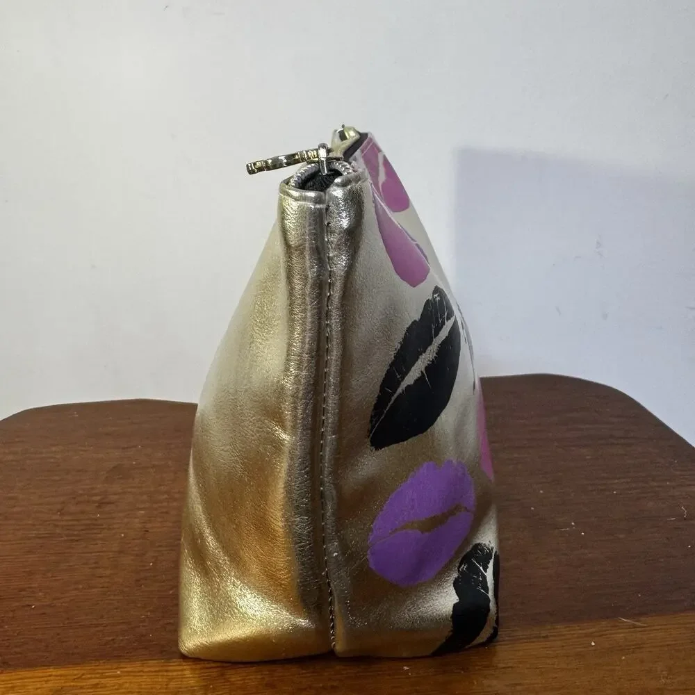 JUICY COUTURE Pyramid Beauty Bag Logo Lips 💋 Makeup Cosmetic Indie Glam Y2K